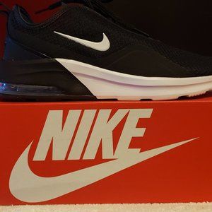NIKE AIR MAXX MOTION2